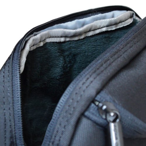 Techair TAUBP005v3 12-14.1" Portrait Shoulder Bag - Image 5