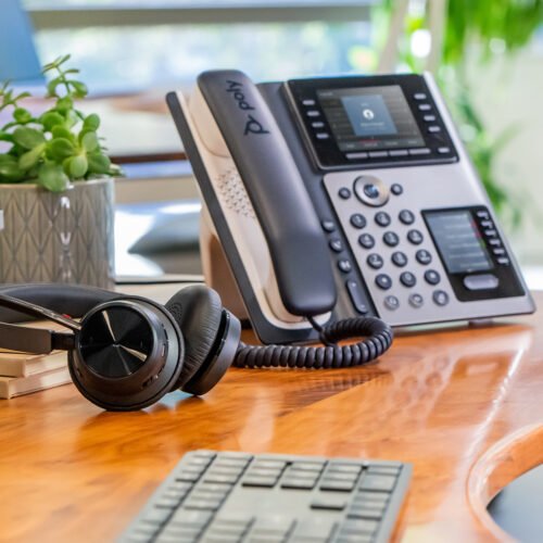 POLY Edge E450 IP Phone and PoE-enabled - Image 4