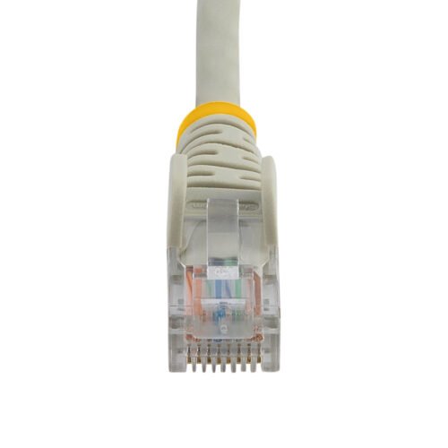 StarTech.com Cat5e Ethernet Patch Cable with Snagless RJ45 Connectors - 0.5 m, Gray - Image 6