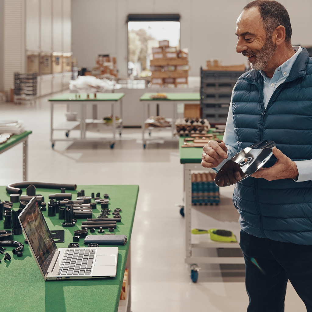 HP EliteBook 645 14 G10 AMD Ryzen™ 7 7730U Laptop 35.6 cm (14") Full HD 16 GB DDR4-SDRAM 512 GB SSD Wi-Fi 6E (802.11ax) W - Image 10