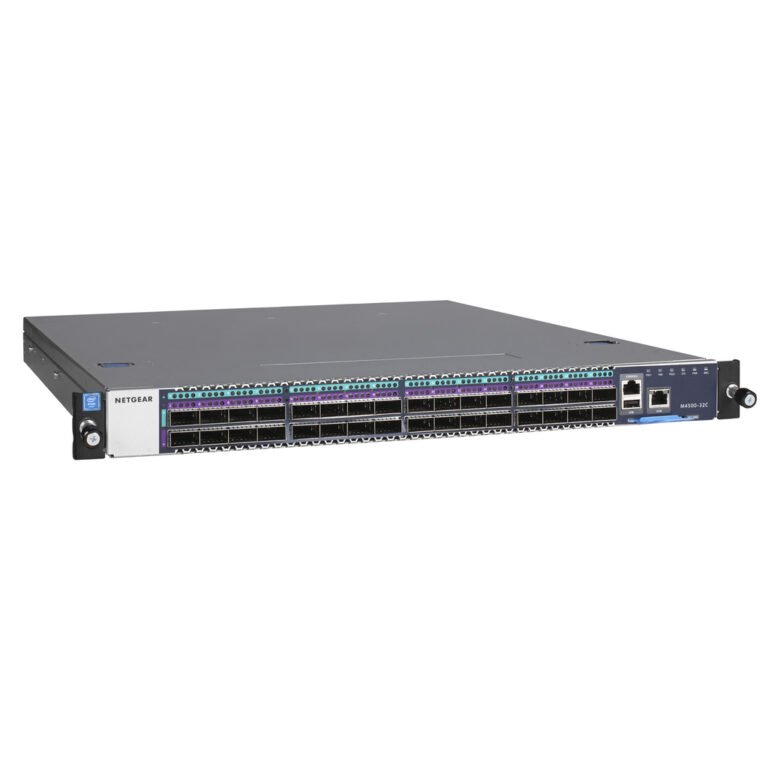 NETGEAR M4500-32C Managed L2/L3/L4 1U Black