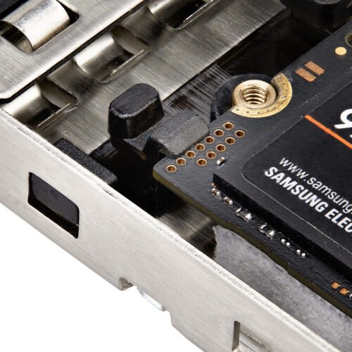 StarTech.com M.2 NVMe SSD to PCIe x4 Mobile Rack/Backplane with Removable Tray for PCI Express Expansion Slot, Tool-less Instal - Image 2