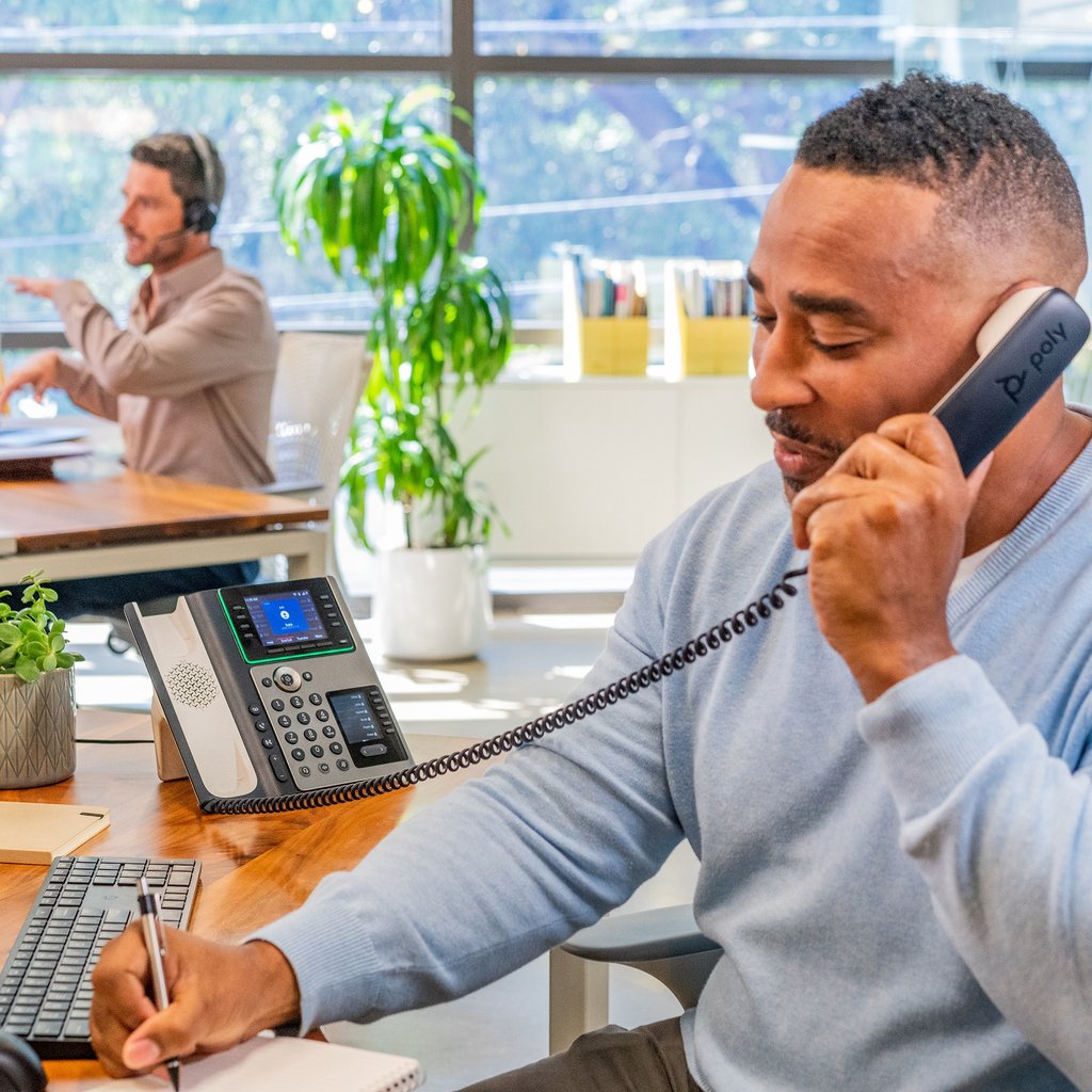 POLY Edge E450 IP Phone and PoE-enabled - Image 3