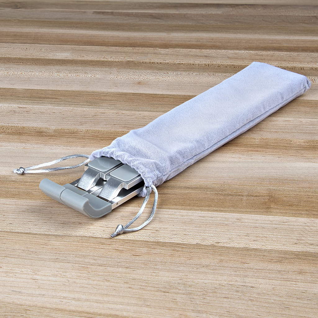 StarTech.com Foldable Laptop Riser Stand, Portable Height Adjustable Ergonomic Laptop Stand, Ventilated Aluminum Frame Supports - Image 8