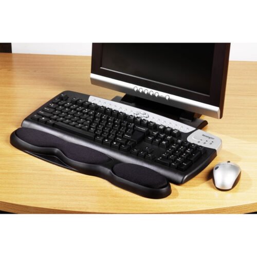 Kensington Memory Gel Keyboard Wrist Rest - Black - Image 4