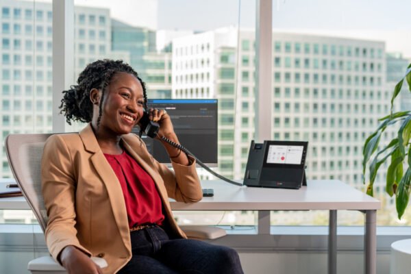 POLY CCX 600 Business Media Phone for Microsoft Teams and PoE-enabled GSA/TAA - Image 6