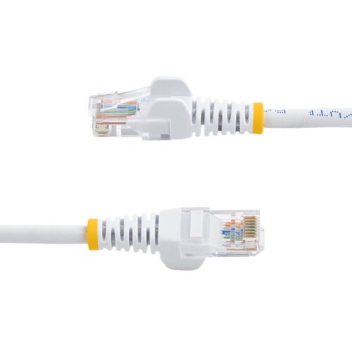 StarTech.com Cat5e Ethernet Patch Cable with Snagless RJ45 Connectors - 5 m, White - Image 3