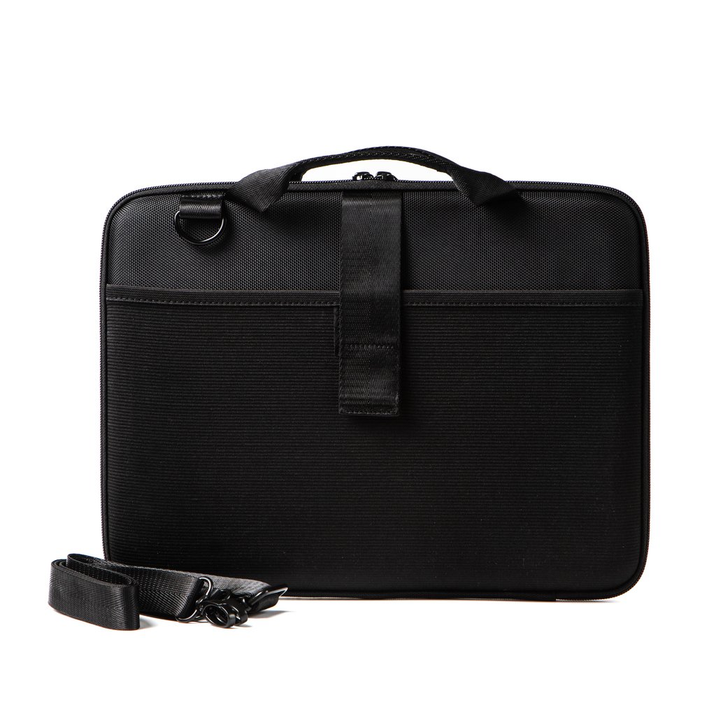Techair TACWI014 Meet the ultimate 11-12” Chromebook case – it's like a work-in style superhero! Fasten it with secure scre - Image 3