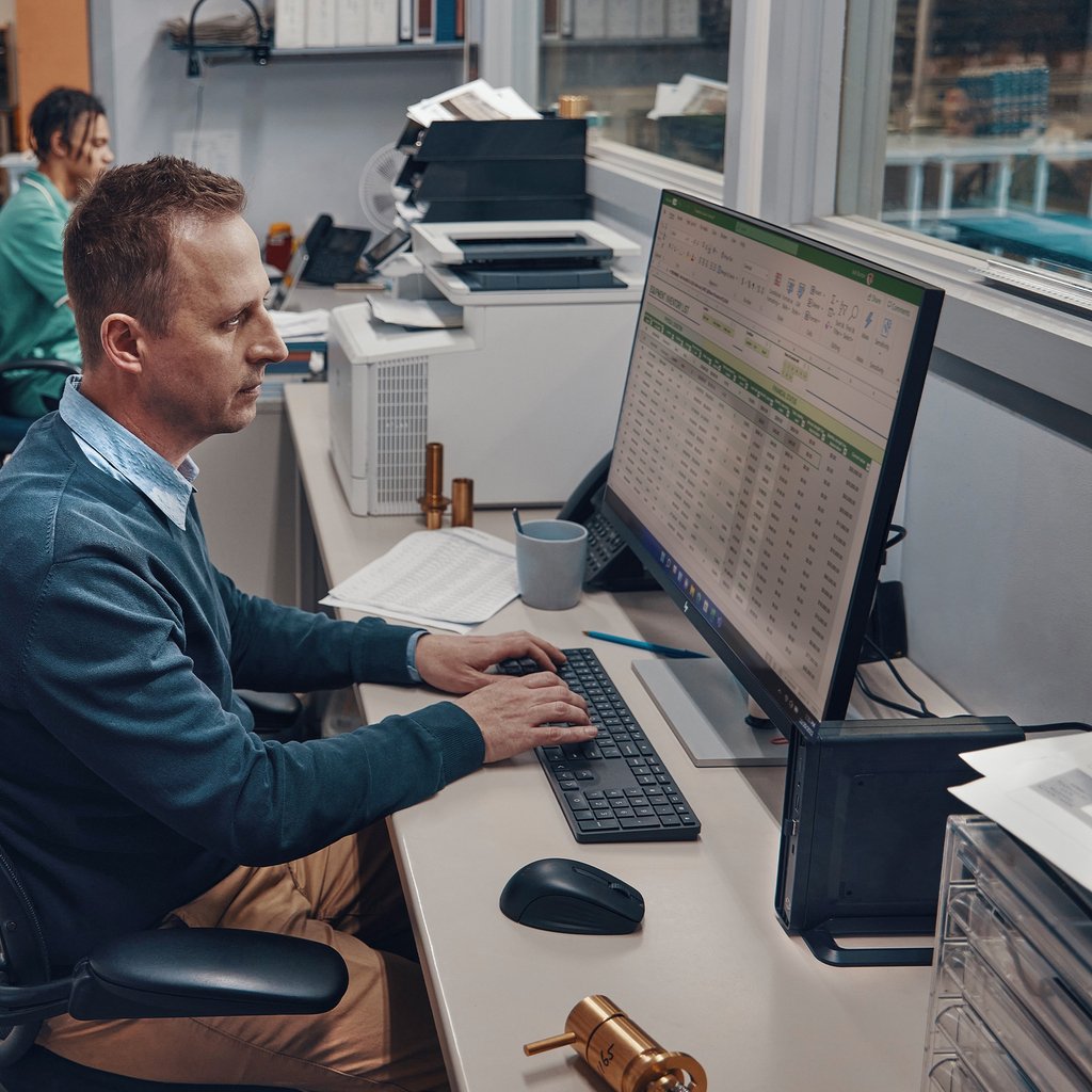 HP Elite Mini 600 G9 Intel® Core™ i5 i5-12500T 8 GB DDR5-SDRAM 256 GB SSD Windows 11 Pro Mini PC Black - Image 3