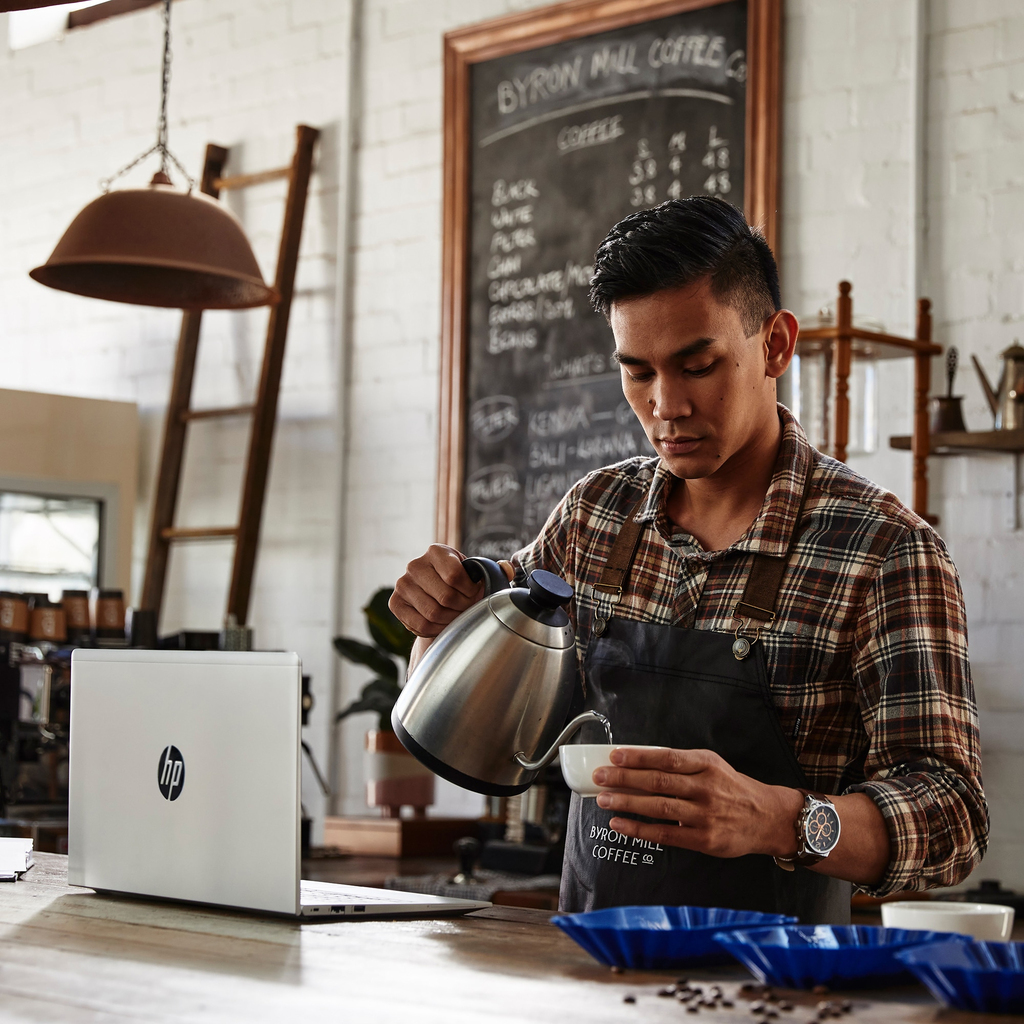 HP ProBook 455 G9 AMD Ryzen™ 5 5625U Laptop 39.6 cm (15.6") Full HD 8 GB DDR4-SDRAM 256 GB SSD Wi-Fi 6 (802.11ax) Windows - Image 14