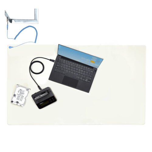 StarTech.com Anti Static Mat, ESD Mat for Electronics Repair, Anti Static Table/Desk Mat w/Detachable Grounding Wire, ANSI/ESD - Image 3