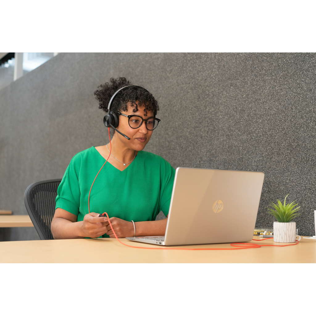 POLY Blackwire 8225 Stereo USB-C Headset +USB-C/A Adapter - Image 13