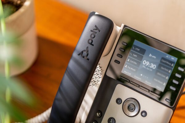 POLY Edge E350 IP Phone and PoE-enabled - Image 8