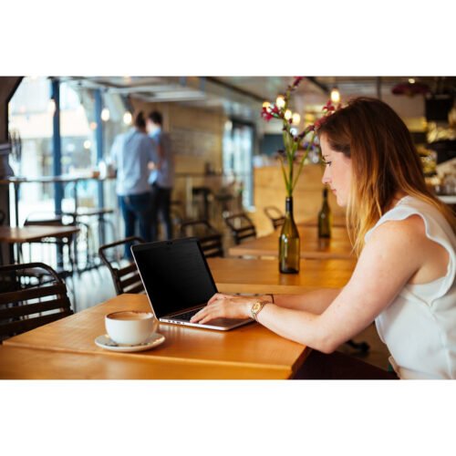 Targus ASM133MBP6GL laptop accessory Laptop screen protector - Image 3