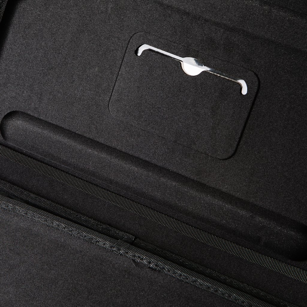 Techair TACWI014 Meet the ultimate 11-12” Chromebook case – it's like a work-in style superhero! Fasten it with secure scre - Image 7