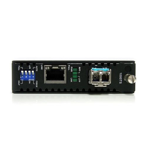 StarTech.com Fiber Media Converter Gigabit 1000Mbps MM Fibre LC 550m - Image 2