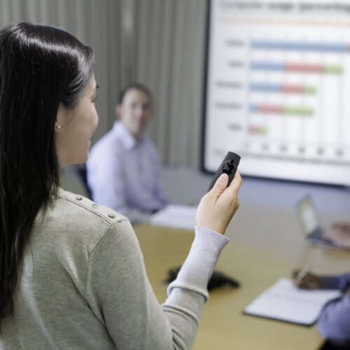 Kensington Presenter Expert Wireless Cursor Control with Green Laser - Image 2