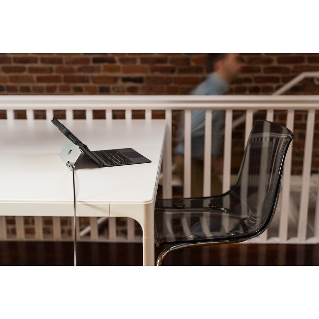 Kensington Keyed Cable Lock for Surface Pro and Surface Go - Image 23