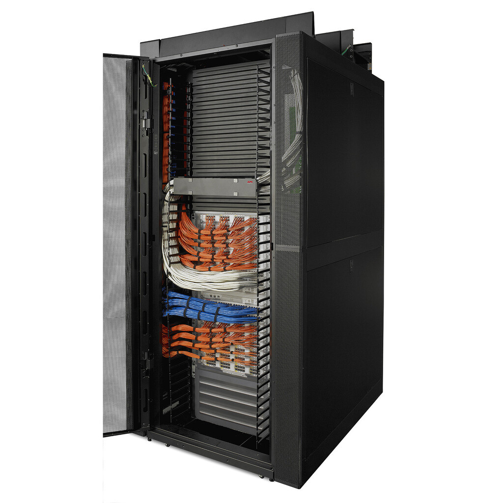 APC NetShelter Cable Management, Vertical Cable Manager, for NetShelter SX Networking Enclosure, Set of 4, 25 x 1778 x 163 mm - Image 2
