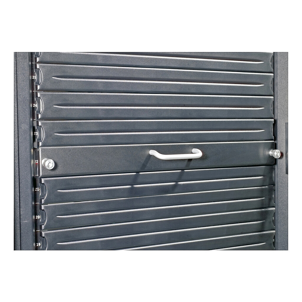 APC 1U 19" Black Modular Toolless Airflow Management Blanking Panel - Qty 200 - Image 4