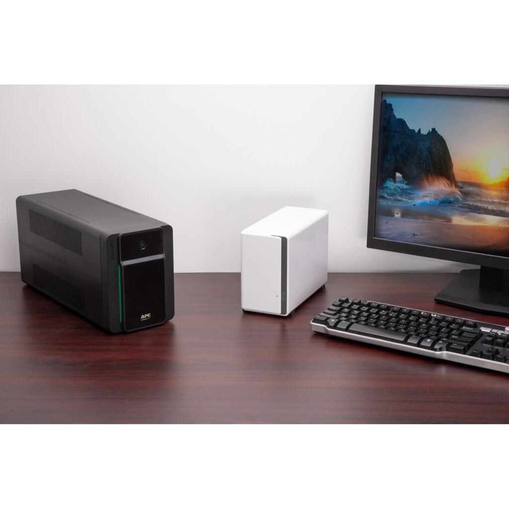 APC Easy UPS uninterruptible power supply (UPS) Line-Interactive 1.6 kVA 900 W - Image 4